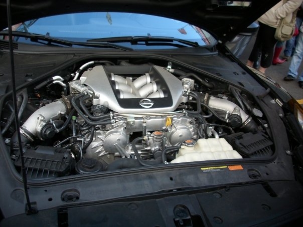 motor Nissanu GTR